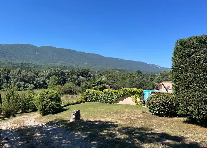 Domaine De La Bastidonne Cereste